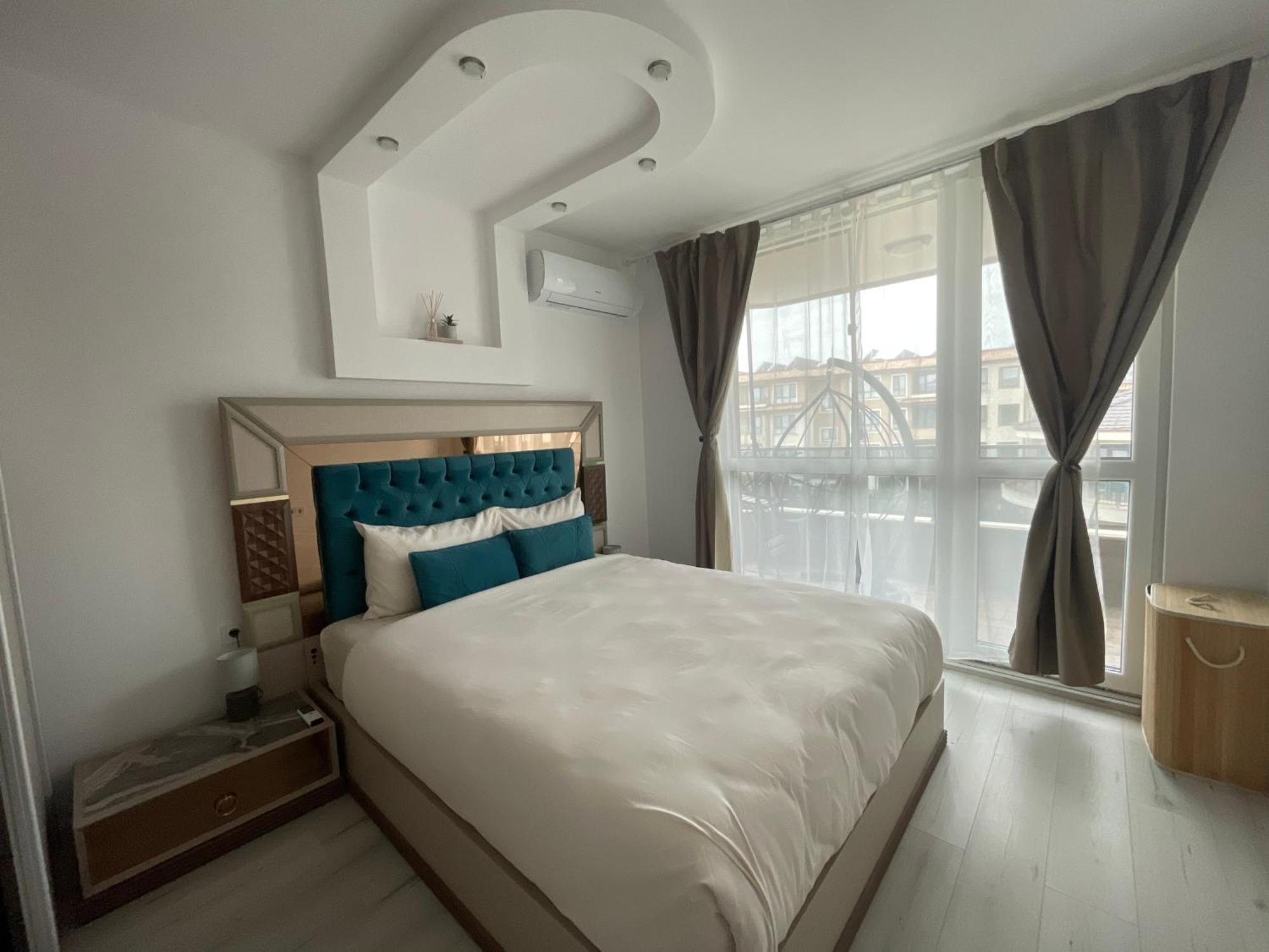 Brand New First Line Sea View 2 Bedroom Apartment Burgas Exteriör bild